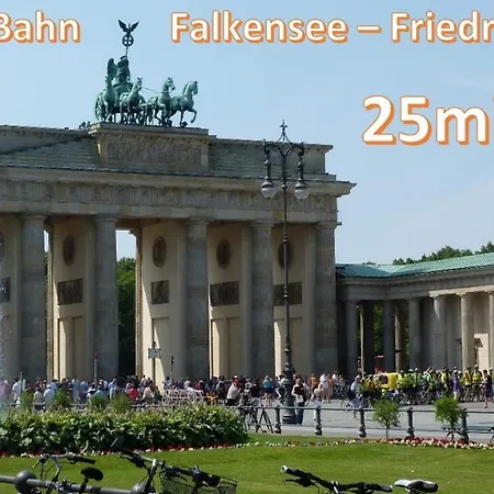 # Exclusives Loft # Parkplatz Auf Grundstueck Mit Wallbox, Klimaanlage, Netflix 法尔肯塞