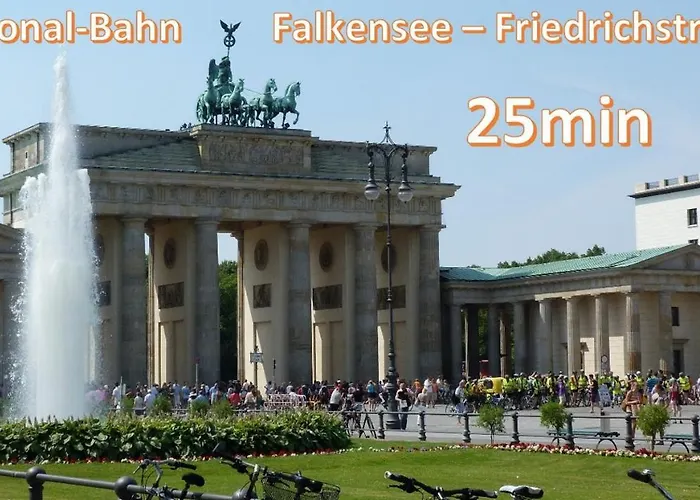 # Exclusives Loft # Parkplatz Auf Grundstueck Mit Wallbox, Klimaanlage, Netflix Falkensee