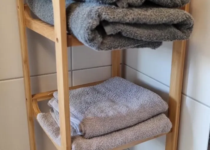 Διαμέρισμα # Exclusives Loft # Parkplatz Auf Grundstueck Mit Wallbox, Klimaanlage, Netflix Falkensee